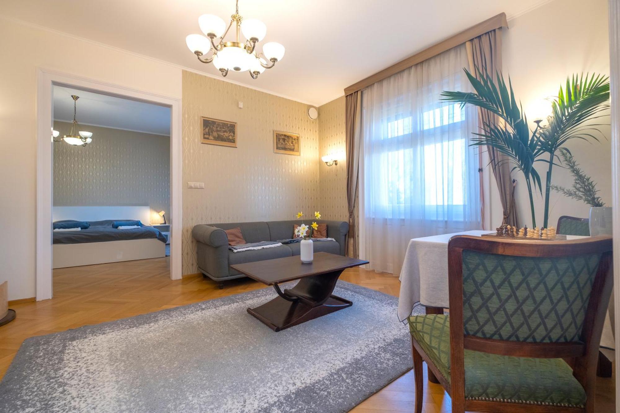 Giovanni'S Airport House Budapest Ngoại thất bức ảnh