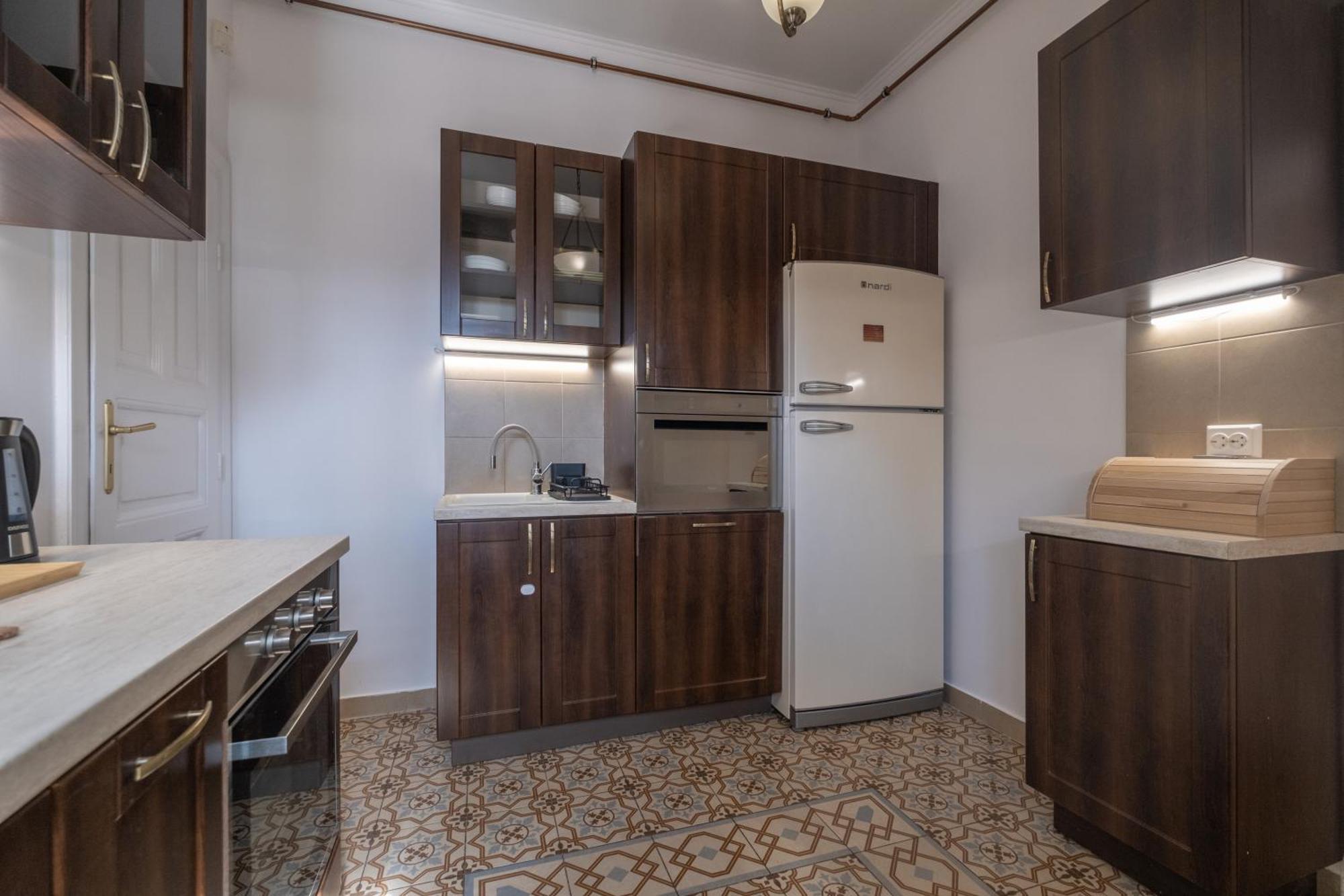 Giovanni'S Airport House Budapest Ngoại thất bức ảnh