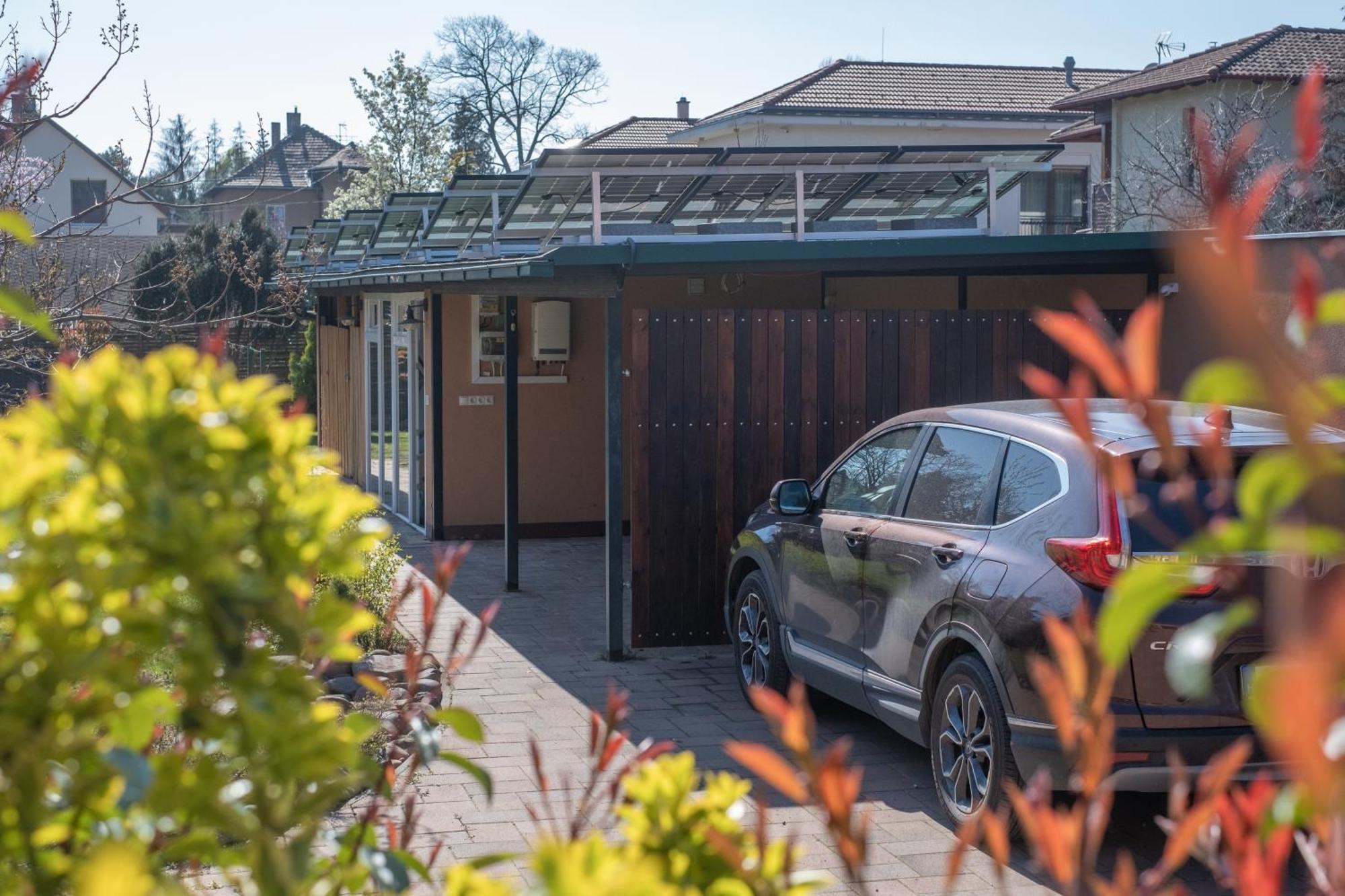 Giovanni'S Airport House Budapest Ngoại thất bức ảnh
